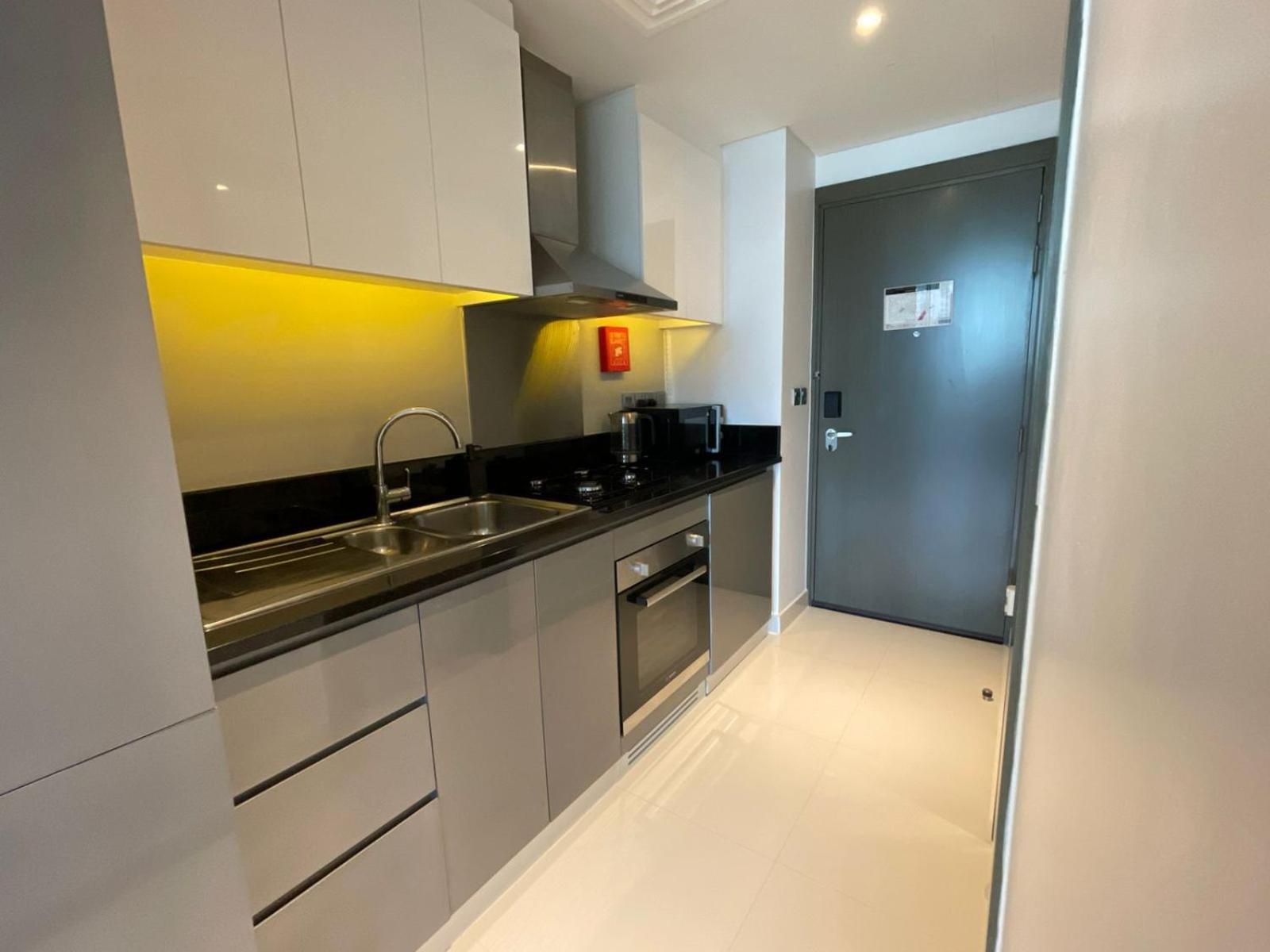 Damac Prive L Canal View L Great Location Apartment Dubai