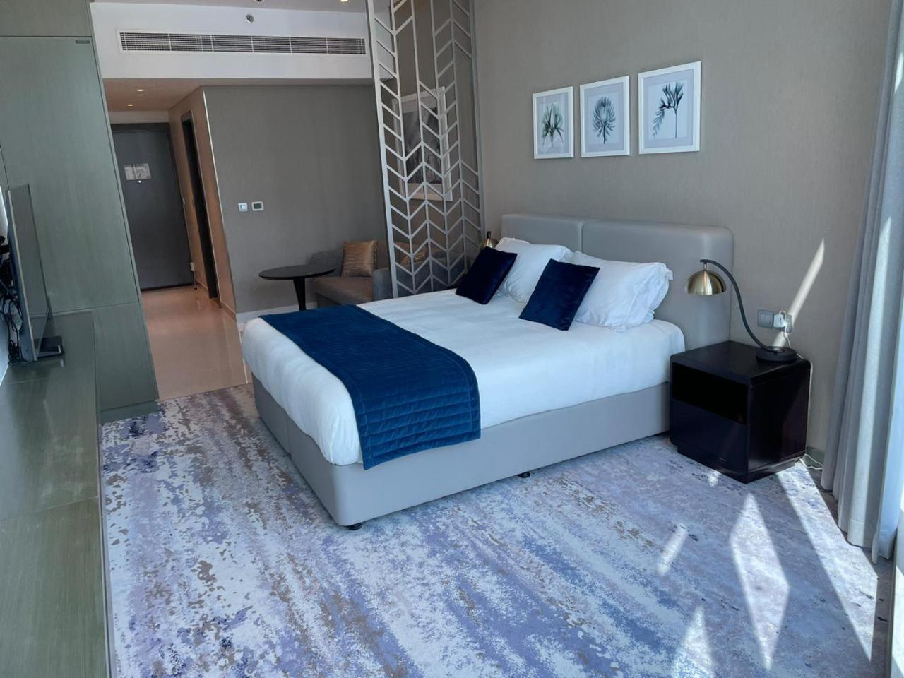 Damac Prive L Canal View L Great Location * Dubai